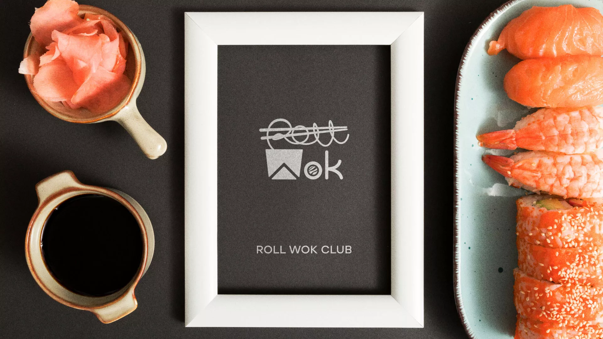 Разработка логотипа суши-бара «Roll Wok Club» в Карачаевске
